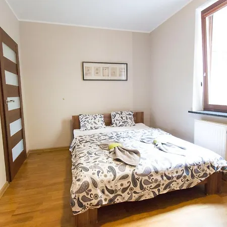 Happy - Just In Center *