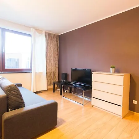 Happy - Just In Center Вроцлав